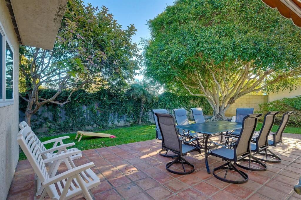 Great Group Retreat! Hacienda Decor, Spacious Floor Plan, Private Backyard 卡尔斯巴德 外观 照片